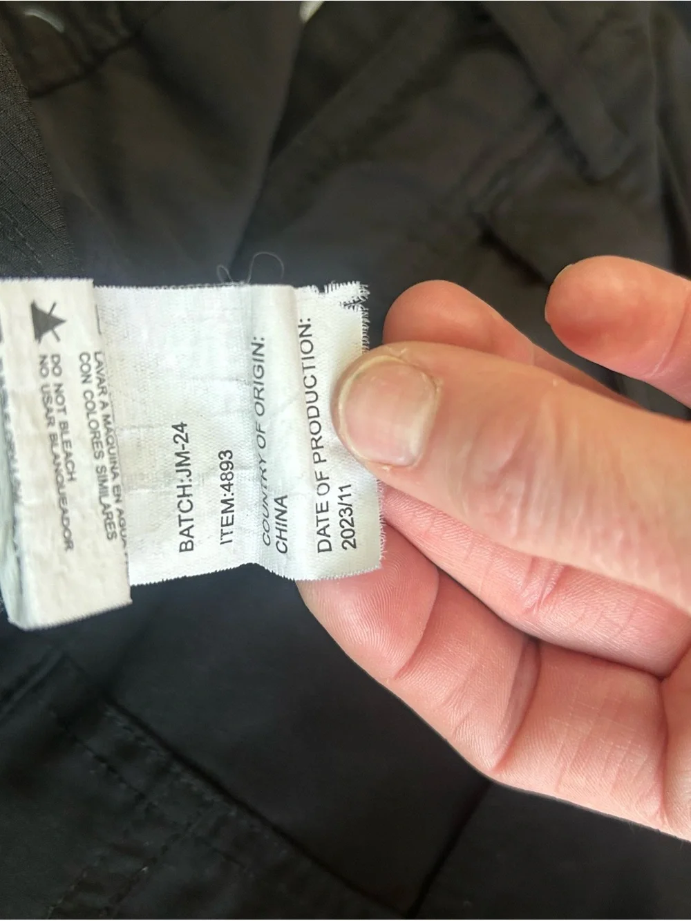 Iceburg Men’s Black Lightweight Stretch Cargo Hiking Pants Sz L Cinch Hem